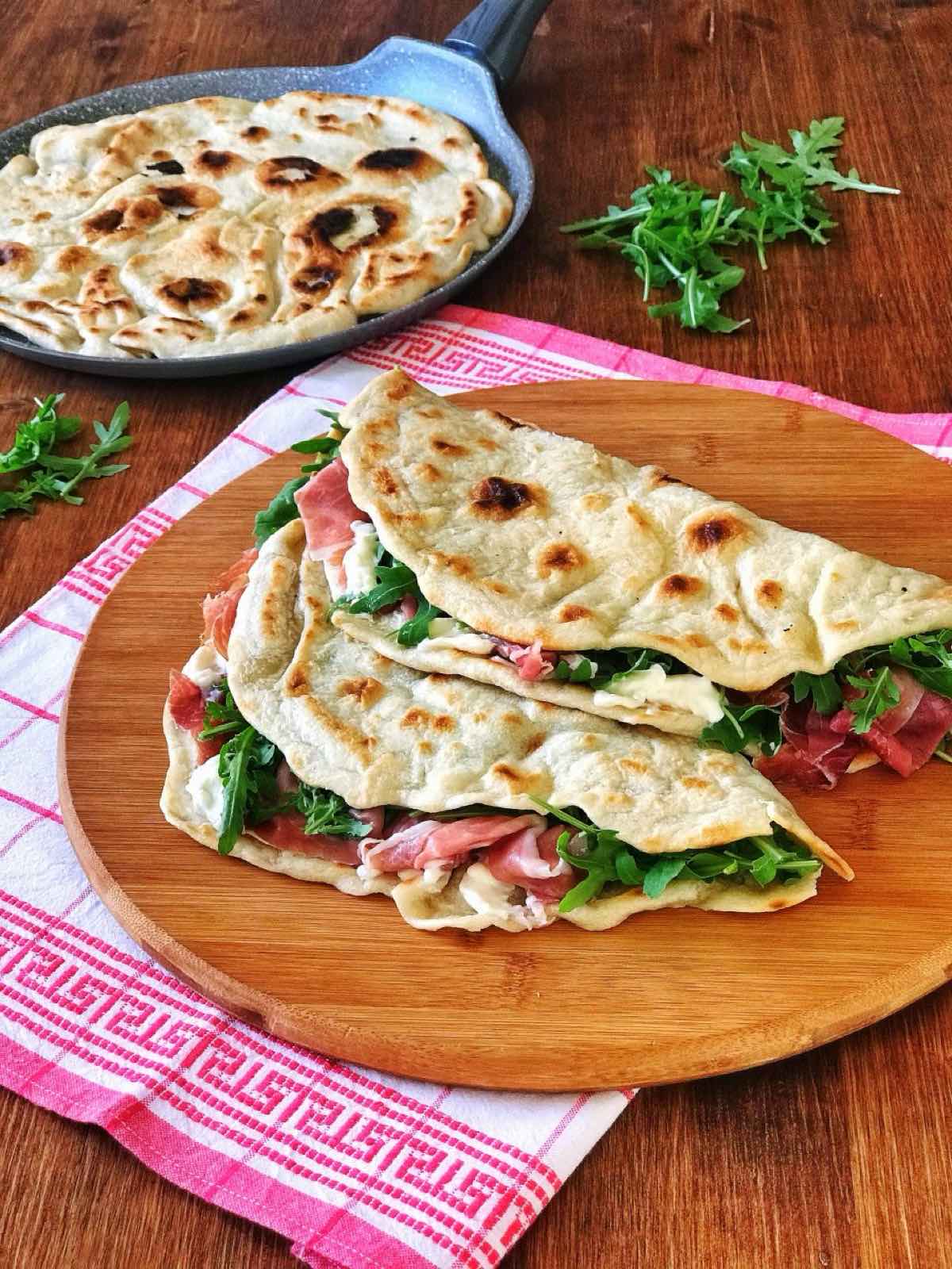 Piadina tipica Romagnola