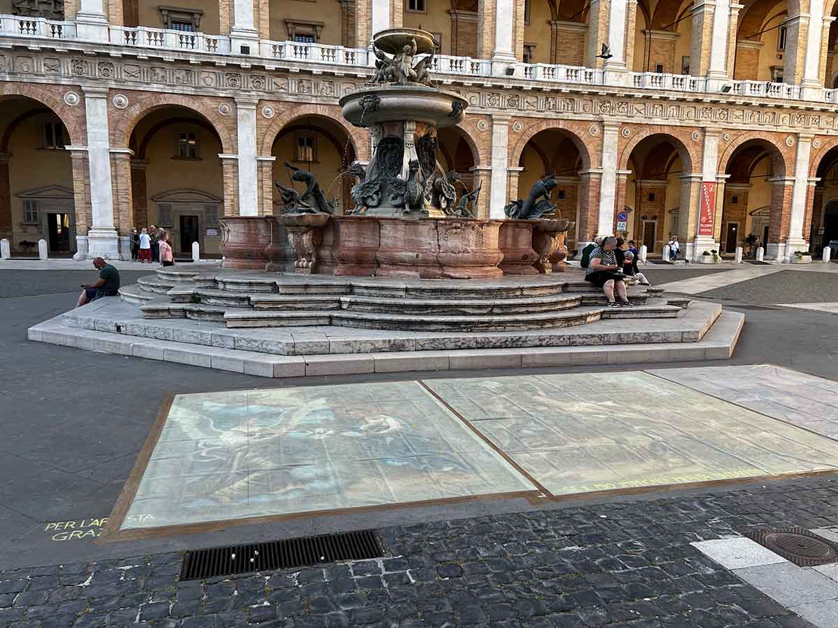 Fontana Maggiore a Loreto nelle Marche