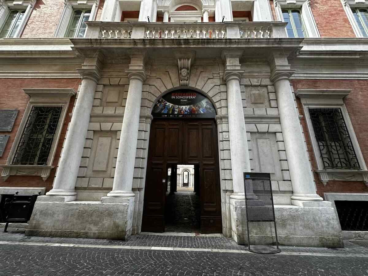 Palazzo Mazzolari Mosca a Pesaro