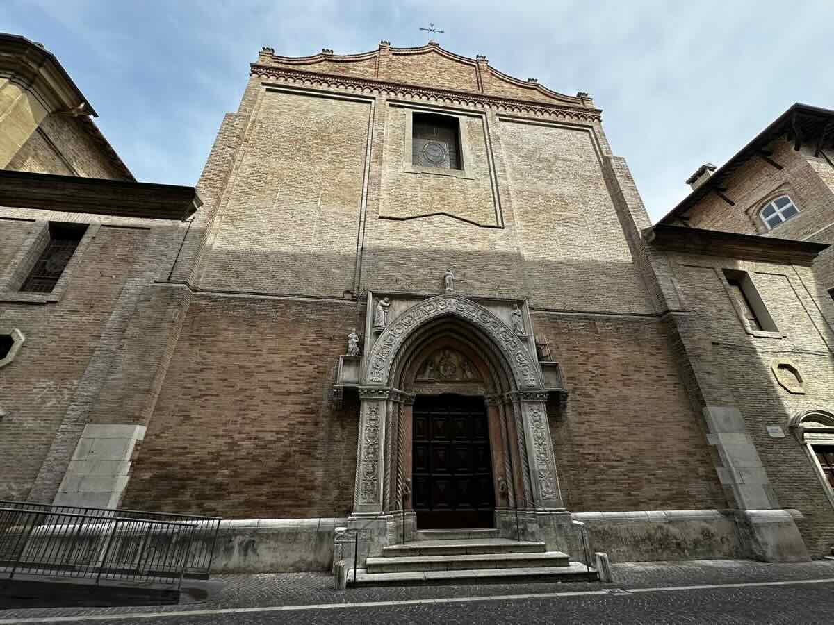 Santuario della Madonna delle Grazie a Pesaro