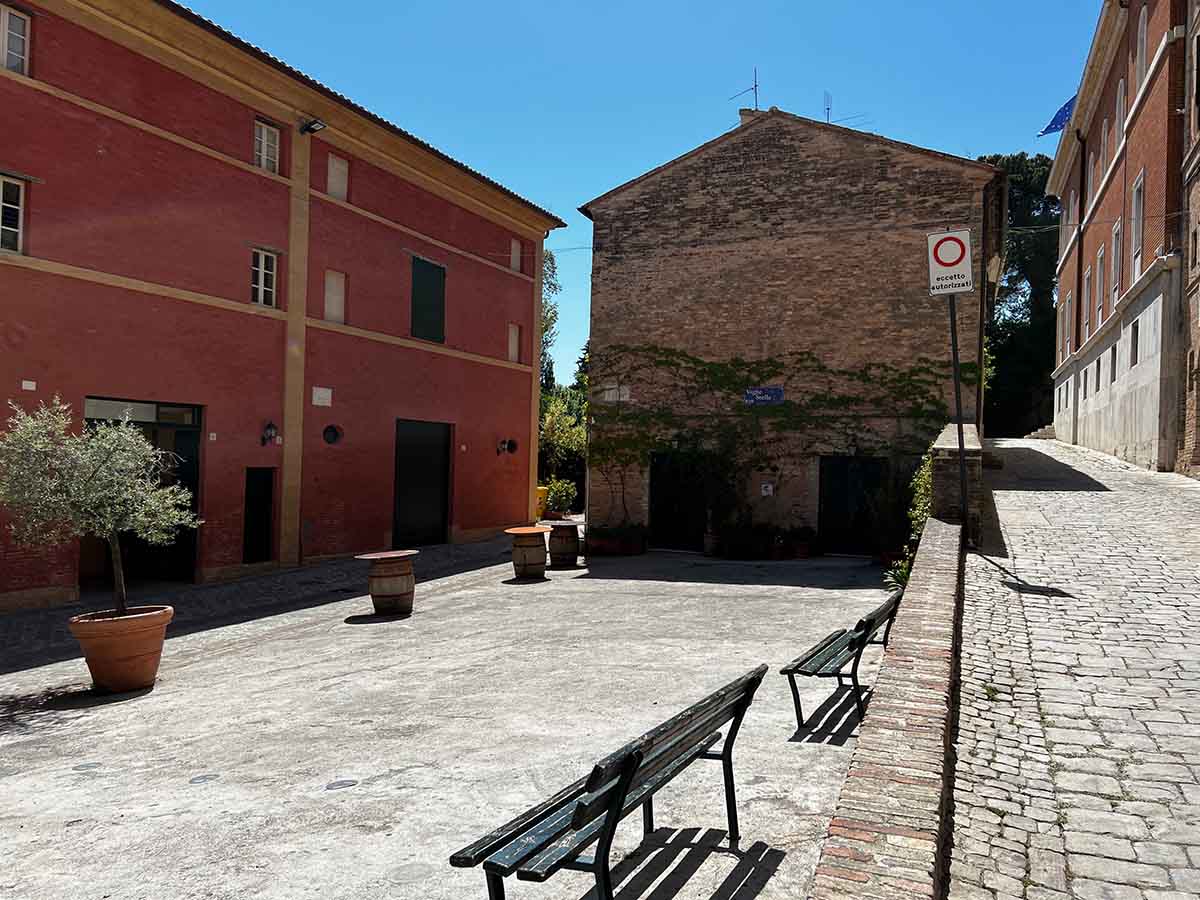 Piazzuola Sabato del Villaggio a Recanati nelle Marche