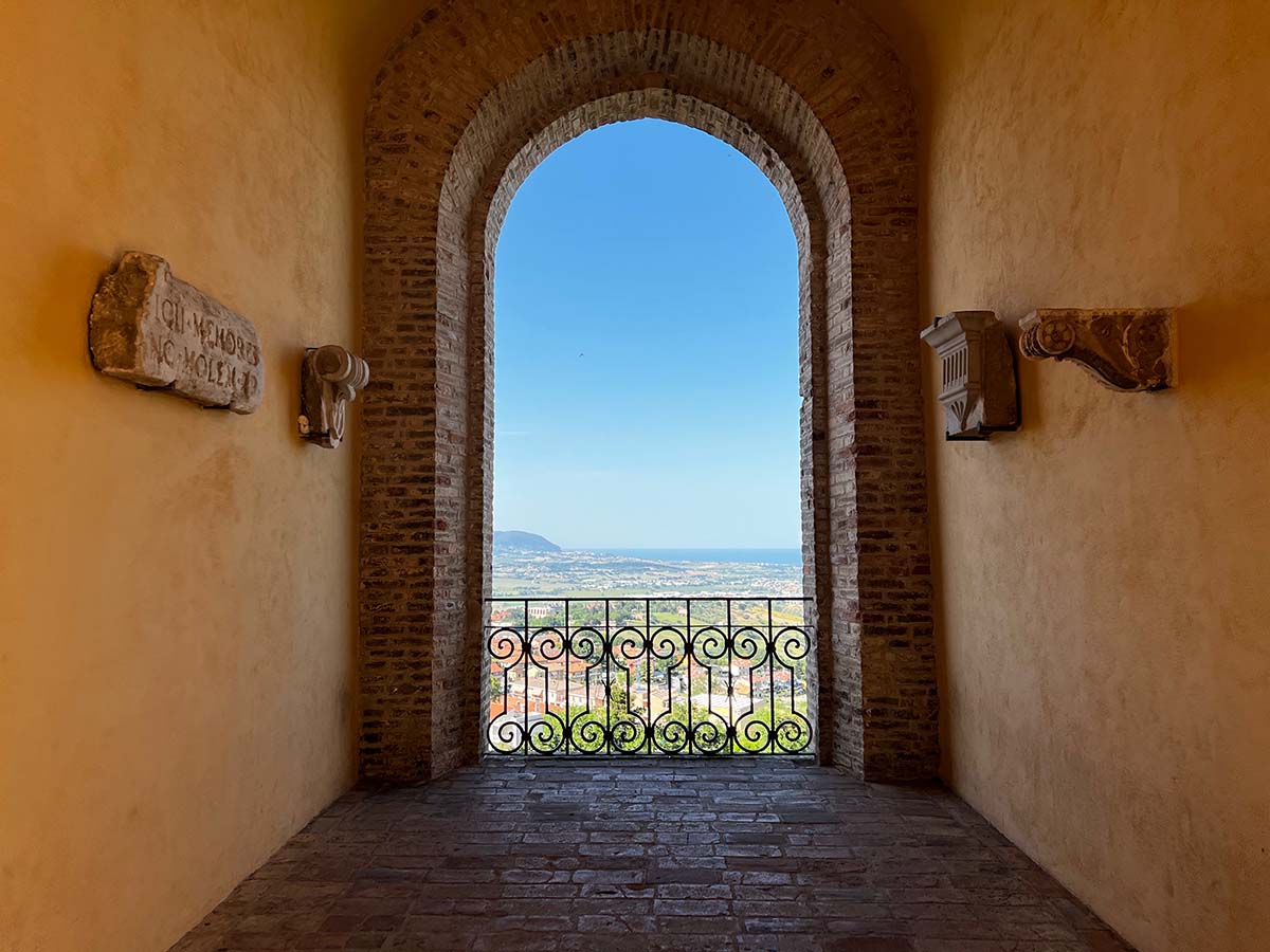 Palazzo Venieri a Recanati nelle Marche Palazzo Venieri a Recanati nelle Marche