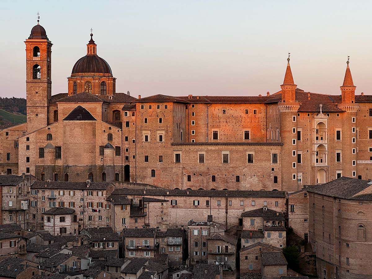 Panorama sul borgo di Urbino