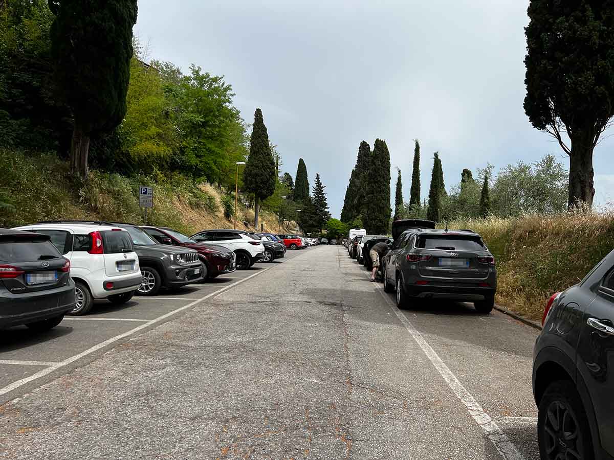 Parcheggio P8 a Montepulciano in Toscana
